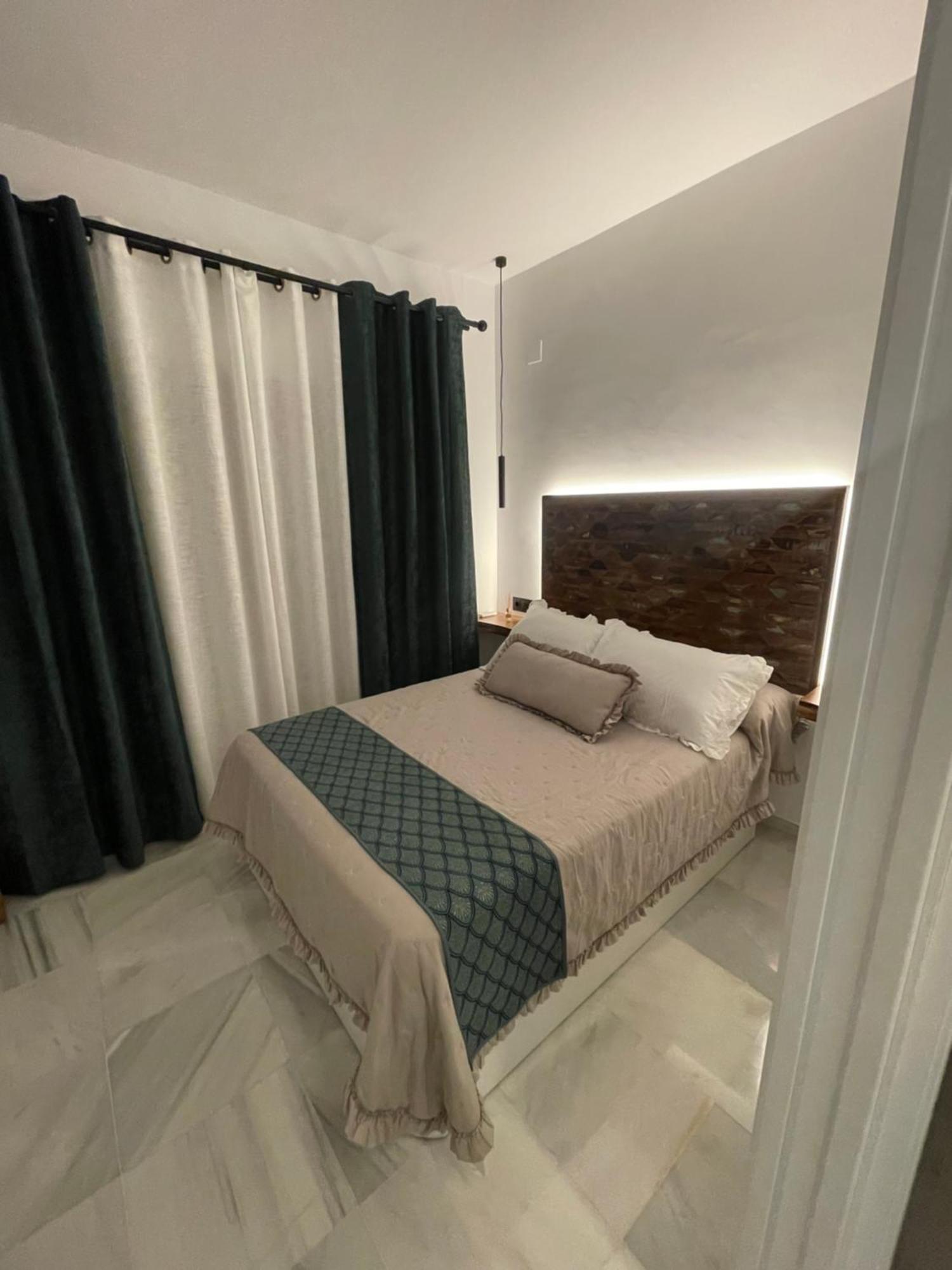 Wish Suite Ponce De Leon เซบีญา ภายนอก รูปภาพ